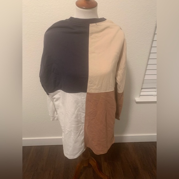 Misguided Oversized Dress - Picture 2 of 3